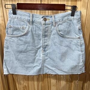 FOREVER 21 Light Wash Denim Mini Skirt NWT Size 27 Button Fly 100% Cotton Summer